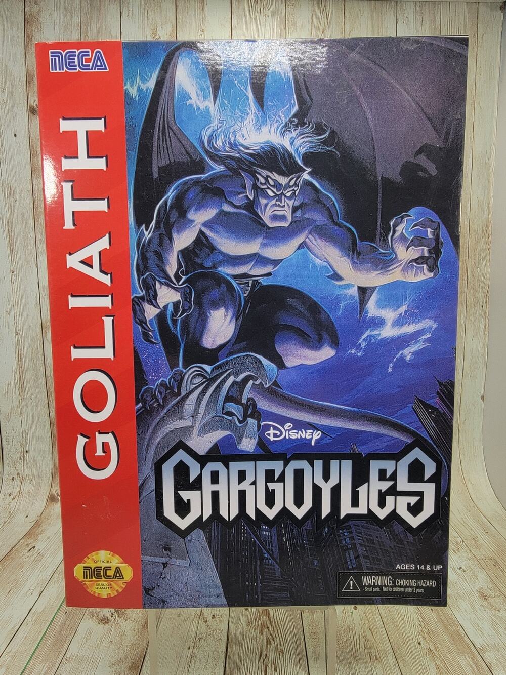 NECA Gargoyles 7โ Scale Action Figure Ultimate Goliath SEGA Genesis In Box